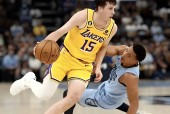 九游官网电脑版网页包含赛前体能课后，洛杉矶湖人止住颓势备战NBA常规赛，赛场秩序良好，数据趋势出现新变化的词条
