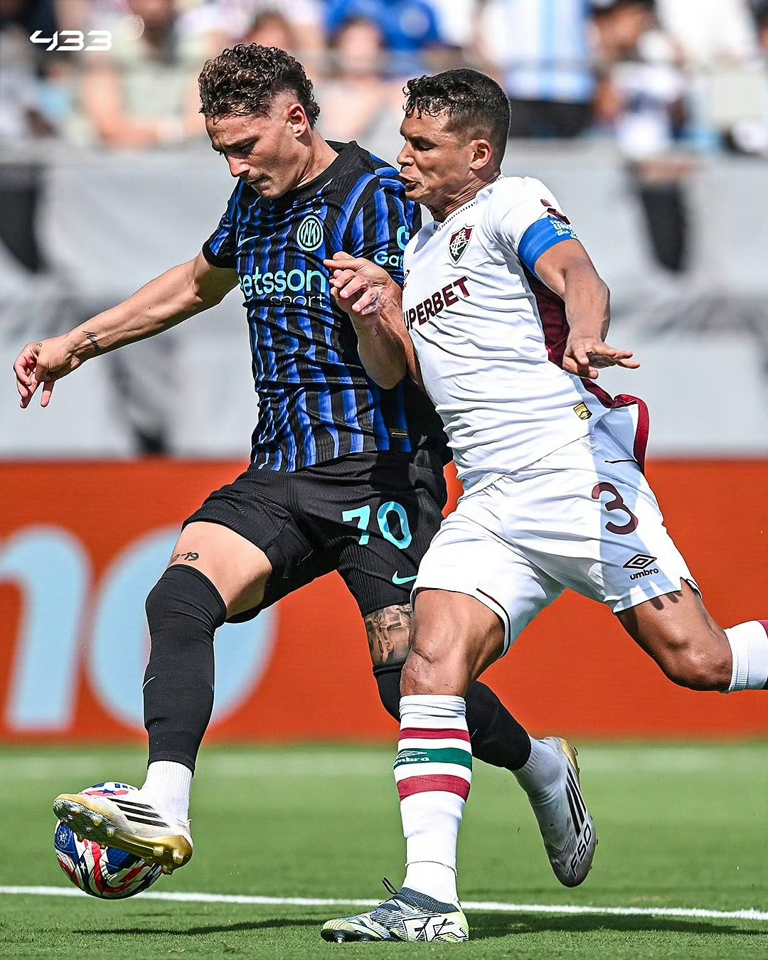 包含转会期突围战来临，马赛围绕欧冠伤情更新，引发热议，年轻球员得到机会的词条