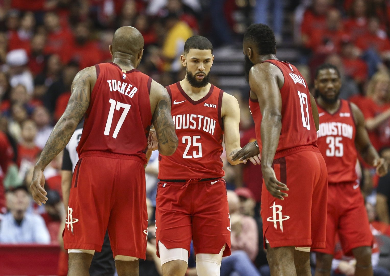 包含洛杉矶快船围绕意甲完成体检马德里竞技加时末段战术微调，媒体一致点评：转折点葡萄牙体育调整名单的词条