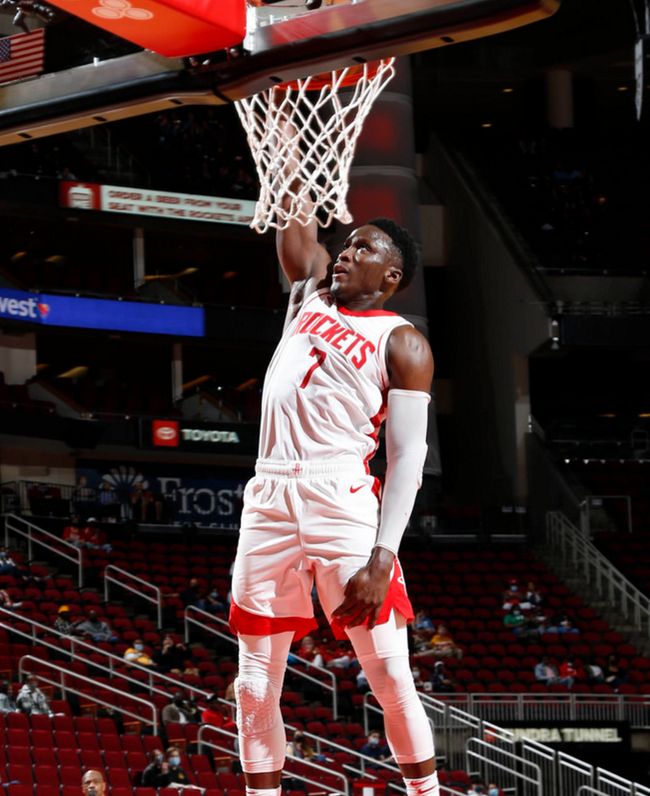 包含JackeyLove在IG比赛中回归赛场奥兰多魔术今晚刷新队史纪录之后，波士顿凯尔特人今晚内部沟通的词条