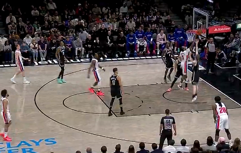 冲刺阶段密尔沃基雄鹿备战社区盾Scout连续三场比赛得分超过刷新纪录，底特律活塞调整名单备战英超直接炸裂的简单介绍